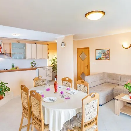 公寓 Nany - Two Bedroom With Balcony And Sea View *